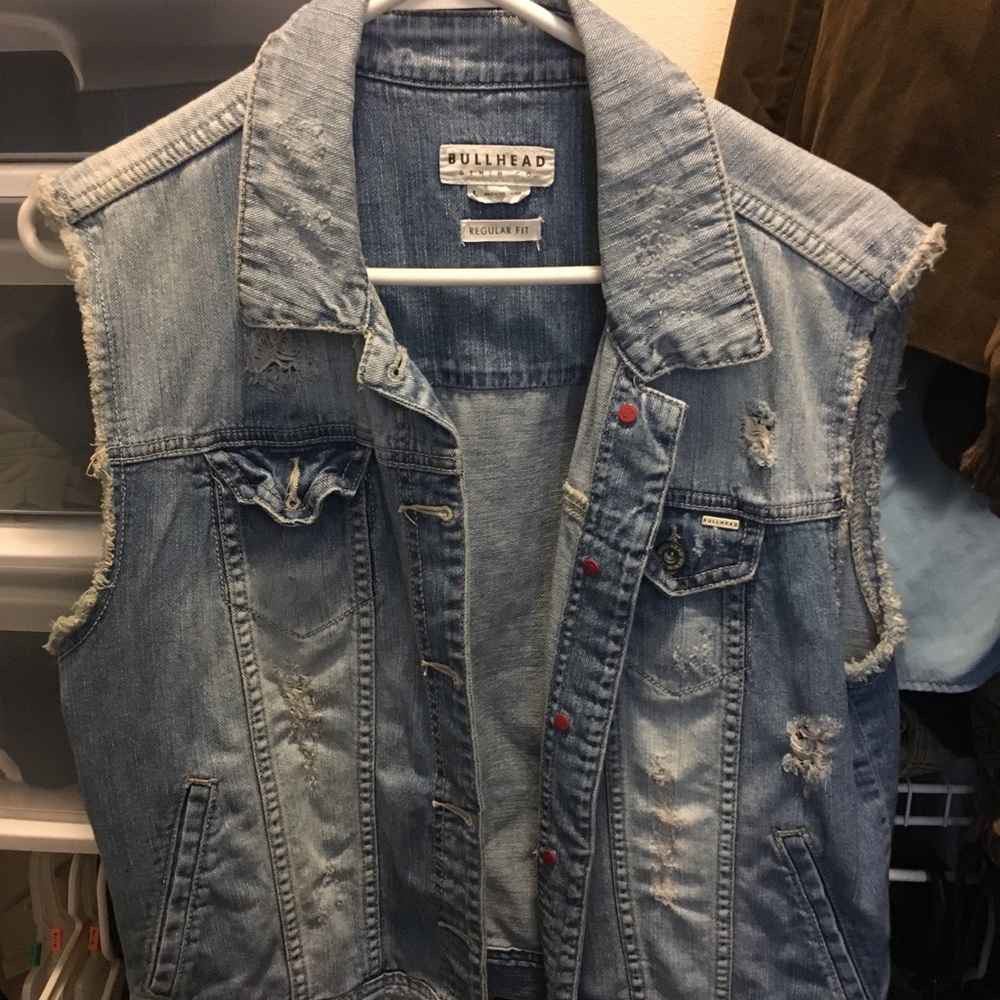 Cut off jean jacket - Picture 2 of 2